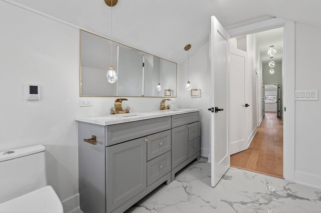 17 Franklin Avenue, River Forest, IL 60305