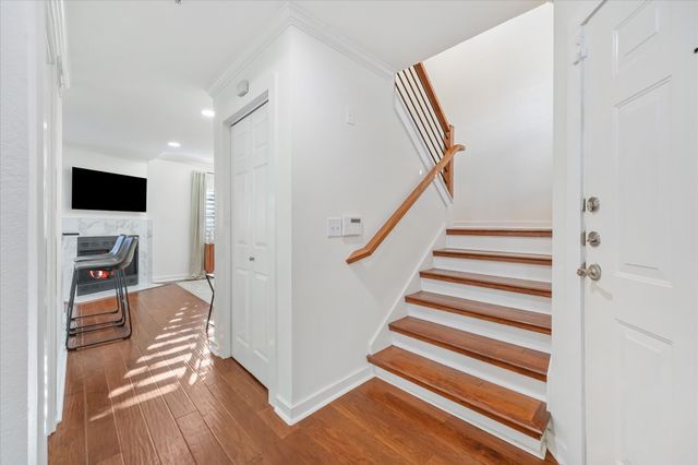 3901 Travis Street 126, Dallas, TX 75204