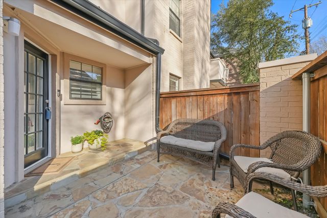 3901 Travis Street 126, Dallas, TX 75204