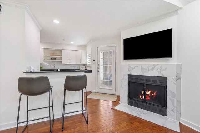 3901 Travis Street 126, Dallas, TX 75204