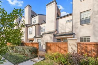 3901 Travis Street 126, Dallas, TX 75204