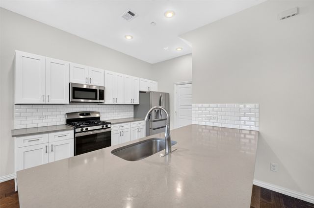 4354 Hebron Street, Irving, TX 75061