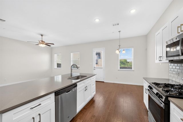 4354 Hebron Street, Irving, TX 75061