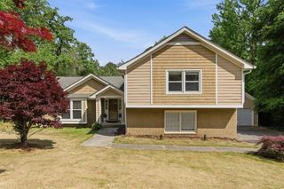 2178 Carlyle Drive NE, Marietta, GA 30062