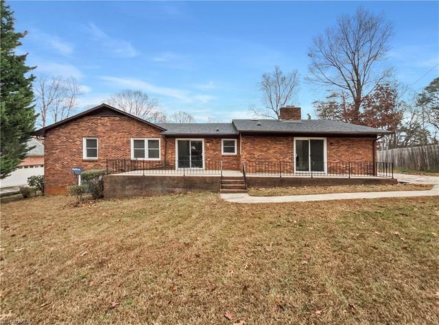 2560 Wallingford Road, Winston-salem, NC 27101