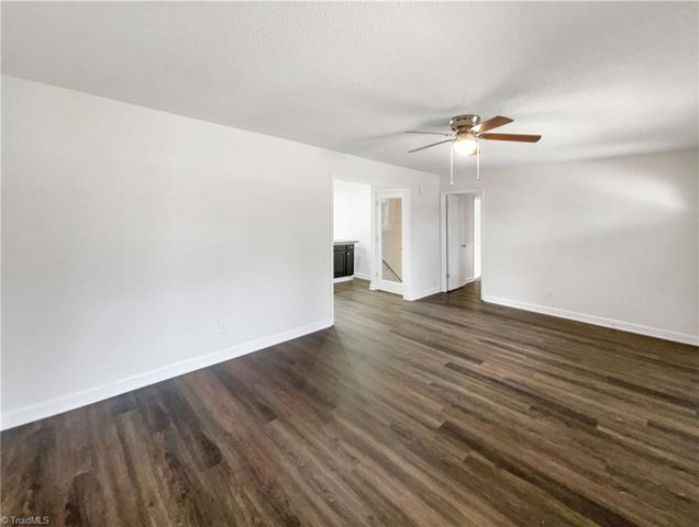 2560 Wallingford Road, Winston-salem, NC 27101