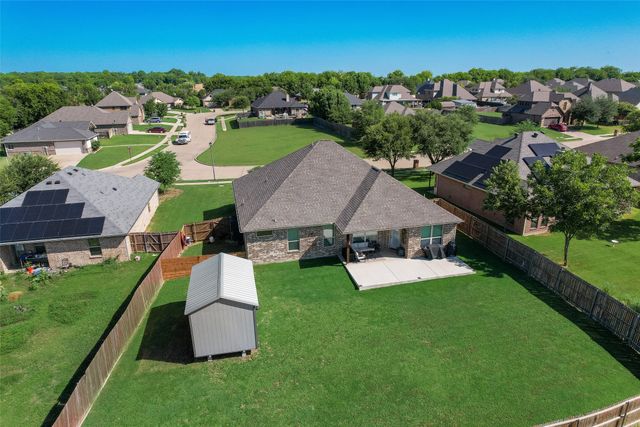 704 Carmen Ana Avenue, Grandview, TX 76050