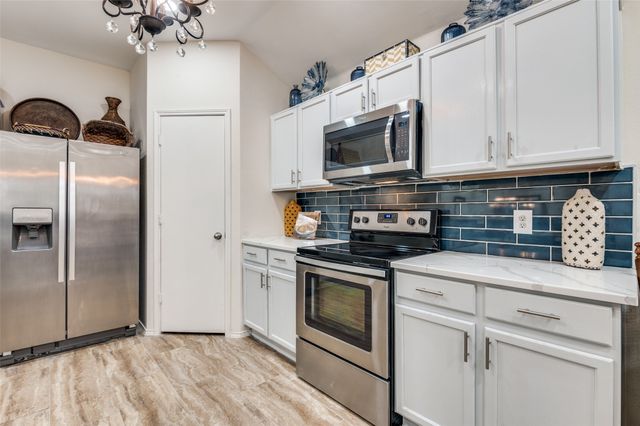 1520 Lakeside Drive, Glenn Heights, TX 75154