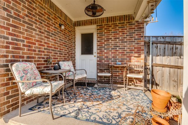 1520 Lakeside Drive, Glenn Heights, TX 75154