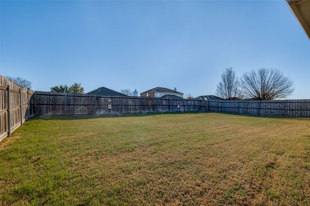 1520 Lakeside Drive, Glenn Heights, TX 75154