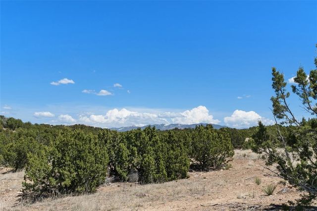 4 Camino Espejo, Santa Fe, NM 87507