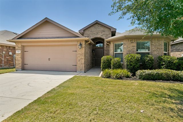 7205 Wavecrest Way, Fort Worth, TX 76179