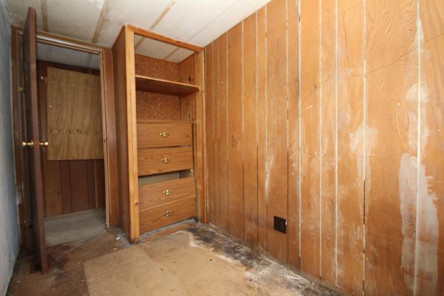 11888 S 42nd Street S, Wakeshma Twp, MI 49088