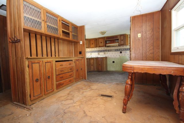 11888 S 42nd Street S, Wakeshma Twp, MI 49088