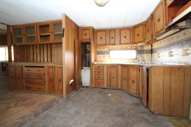 11888 S 42nd Street S, Wakeshma Twp, MI 49088