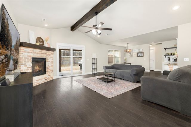 1105 Nemett Circle, Pea Ridge, AR 72751