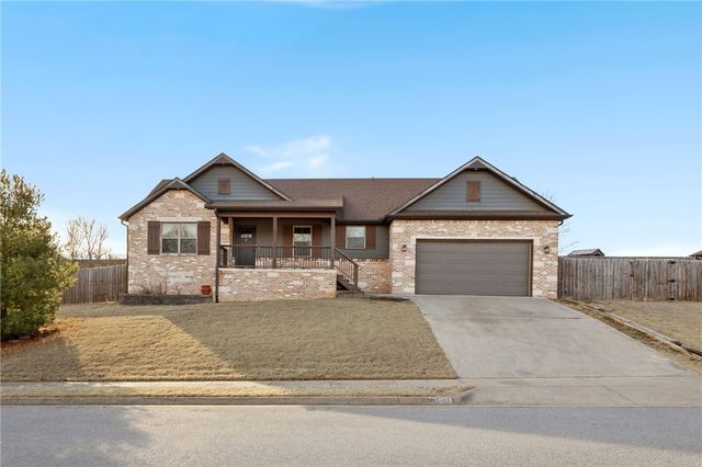 1105 Nemett Circle, Pea Ridge, AR 72751