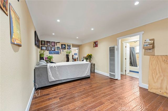 8818 Prince, Los Angeles, CA 90002