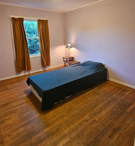 263 Wisteria Drive, East Palo Alto, CA 94303