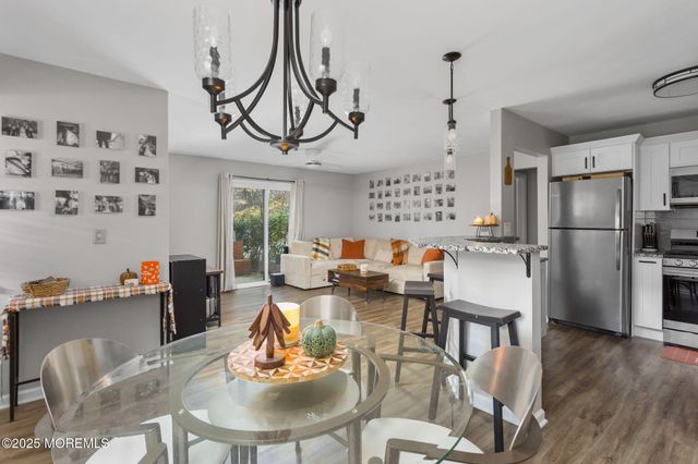 208 Owls Nest Court, Jackson, NJ 08527