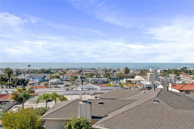 867 Aubrey Court 3, Hermosa Beach, CA 90254