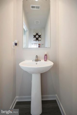 7226 POTOMAC TER, Ruther Glen, VA 22546