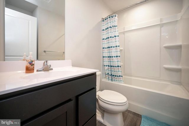 7226 POTOMAC TER, Ruther Glen, VA 22546