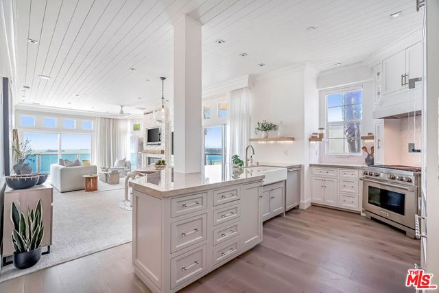 1500 E Ocean Boulevard 401, Long Beach, CA 90802