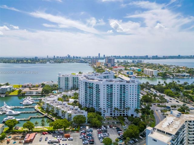 7900 Harbor Island Dr PH19, North Bay Village, FL 33141