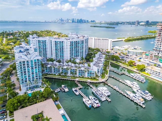 7900 Harbor Island Dr PH19, North Bay Village, FL 33141