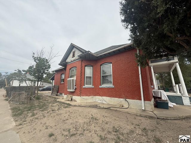 825 W 11th St, Pueblo, CO 81003