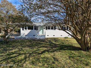 208 Sunset Road, Jacksonville, NC 28546