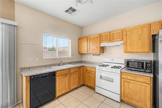 3468 MOMENTUM Court, Las Vegas, NV 89129