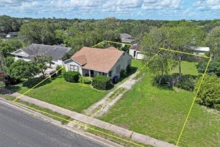 3655 Santa Fe St, Corpus Christi, TX 78411
