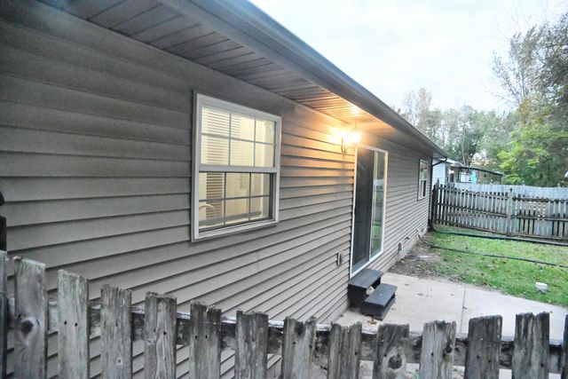 2242 Newton Street, Lake Station, IN 46405