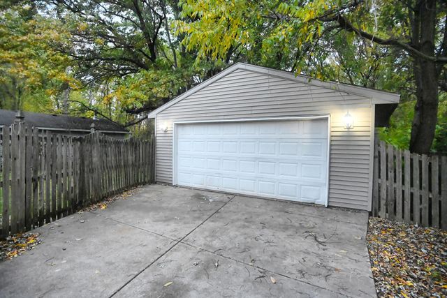 2242 Newton Street, Lake Station, IN 46405