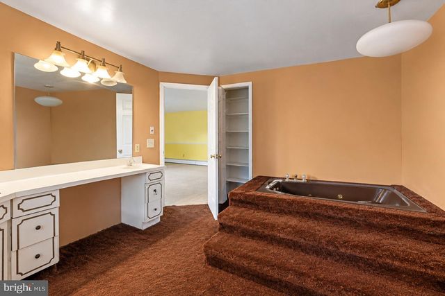 2420 7TH ST, Bethlehem, PA 18020
