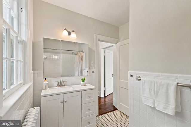 6706 44TH AVE, Hyattsville, MD 20782
