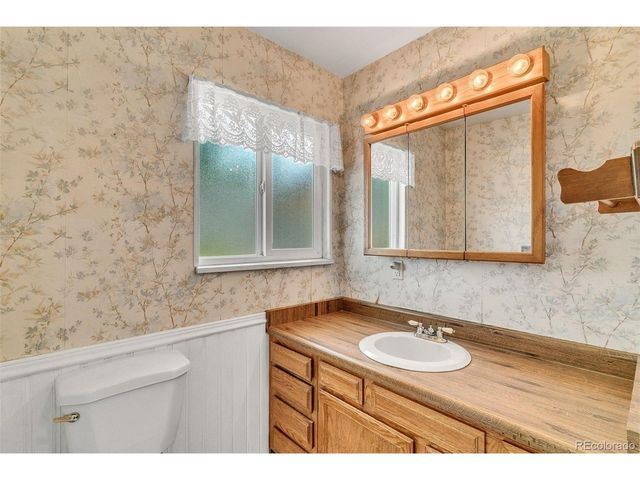 11609 E Walsh Pl, Aurora, CO 80012