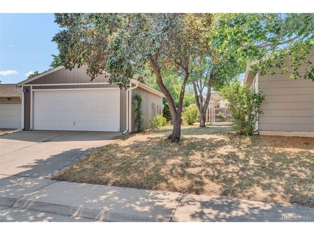 11609 E Walsh Pl, Aurora, CO 80012