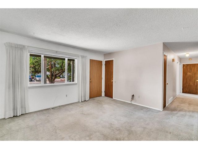 11609 E Walsh Pl, Aurora, CO 80012
