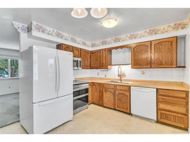 11609 E Walsh Pl, Aurora, CO 80012