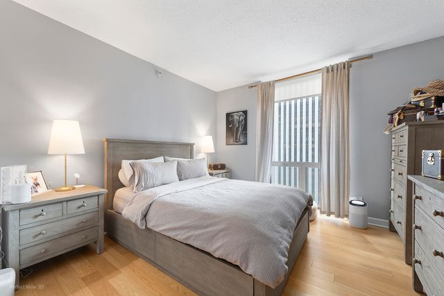 222 N Columbus Drive 1702, Chicago, IL 60601