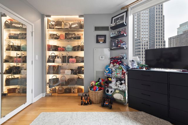 222 N Columbus Drive 1702, Chicago, IL 60601