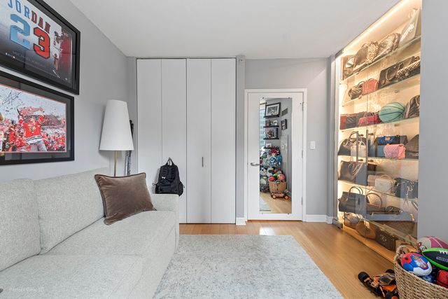 222 N Columbus Drive 1702, Chicago, IL 60601