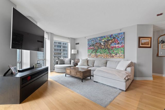 222 N Columbus Drive 1702, Chicago, IL 60601