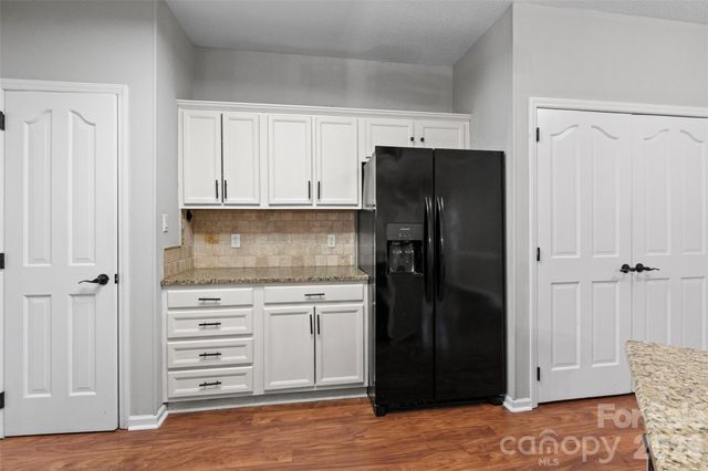 2001 Colony Hill Drive, Charlotte, NC 28214