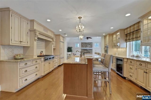 16 Herron, Harrington Park, NJ 07640