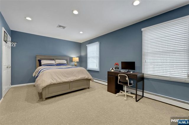 16 Herron, Harrington Park, NJ 07640