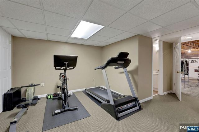 16 Herron, Harrington Park, NJ 07640